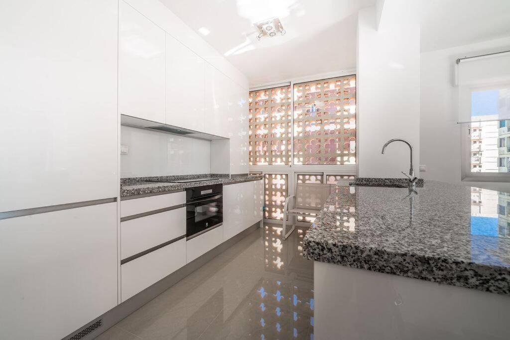 Stunning Fuengirola Gem With City And Sea Views 外观 照片